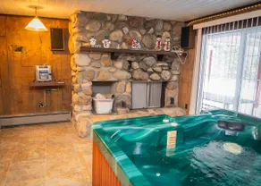Piper Haus Chalet Unit 2 - Image 2