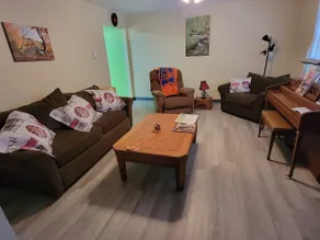 Frosty's Pad, Clean & Quiet House For Your Stay - Image 3