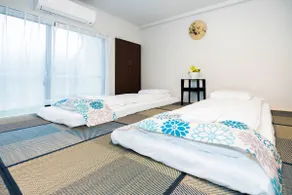 10 mins by direct train from Ikebukuro Station, 9 mins walk from Kami-Itabashi Station. Family apartment 24. - Image 2