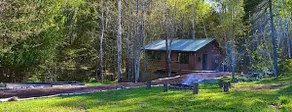 Cabine-Salle de bain privée-Romantique-Vue sur le bois-Hauser's Bayfield Cabin - Image 2