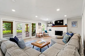 Tropical Waterfront Home - Pet Friendly & Heated Pool - Image 4