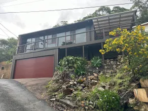 Phegans Bay Waterfront Retreat - Image 2