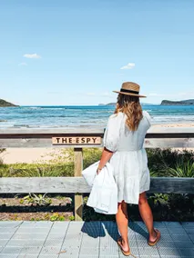 Beach Retreat |4BR|Sleeps 10 | 2 min walk to beach - Image 4