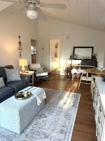 Private 1st flr apt w/ patio 3 blocks from beach - Image 5