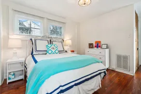 Upstairs in Uptown - Image 2