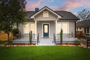 Cheerful Bungalow next to NCSU arena & Lenovo Cntr - Image 2