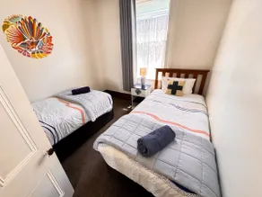 GrandVilla Aberdeen * 3 bedroom house - Image 5