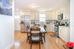 39 - 3BR Quincy - Stunning Townhouse near Adams - Image 2