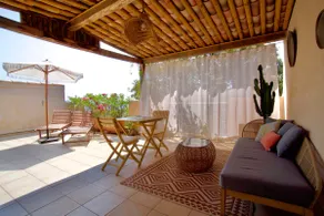 Rooftop with dominant sea view and cozy terrace - Image 3