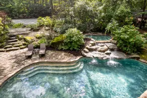 Luxury Riverfront Estate - Pool, Spa, Tennis, & Pond - Image 2
