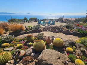 Magnificent Sea Views, Gardens, Wine Route - Image 4