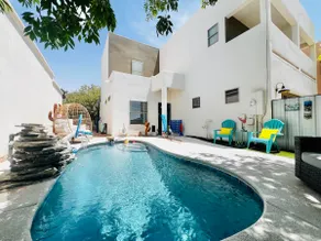 Year Round Heated Pool, Hot Tub, Pet Friendly - Image 2