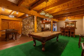 Mokoma Lake Lodge | Indoor Pool + Hot Tub - Image 3