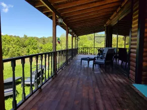 Woodstock Chalet - Image 3