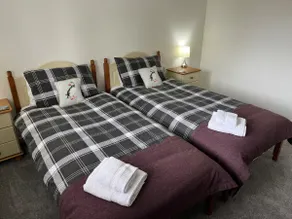 Loch Ness village cottage for 2 with free parking & pets welcome - Image 4