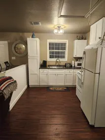 1 bedroom bungalow in Winona Texas - Image 4