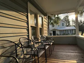 Uptown Abode on Garnett- Dog Friendly! - Image 3
