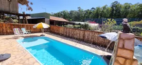 Charming Farmhouse – 10 min from Downtown - Image 4
