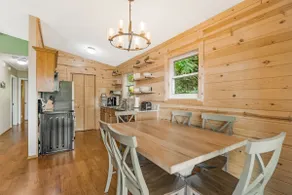 Fall Mountain Escape • Hot Tub • 5 Min to Parkway - Image 5