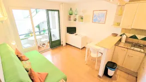 P15.1.2Centre,1 minute to the beach, air condition - Image 3