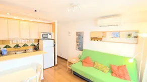 P15.1.2Centre,1 minute to the beach, air condition - Image 2