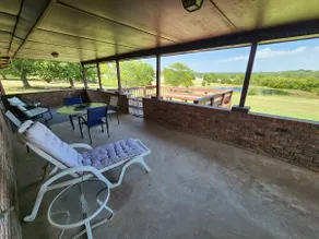 7 bedroom home at Lake Texoma - Image 2