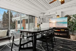 4BR. Glass Enclosed Sunroom, BBQ, Across Royal Oak - Image 4