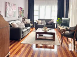Artist's Cottage - Cosy Home in Quiet Leafy Street - Image 2