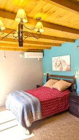 Surrounded by nature, 1 block from the beach/Jacuzzi - Image 5