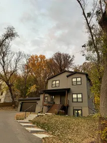Family Friendly | Backyard Views | Near Airport - Image 4