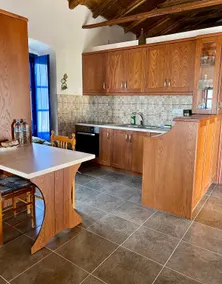 Politeika traditional house - Image 5