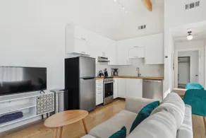 Newly built one-bedroom near wineries and redwoods - Image 3