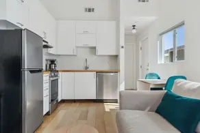 Newly built one-bedroom near wineries and redwoods - Image 2