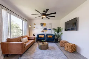 Backyard Oasis~Safe Area~King Bed~Heated Pool~Golf - Image 2