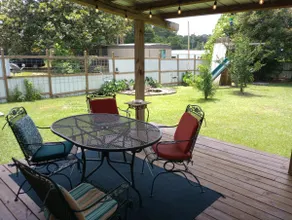 Charming 3 BR/ 2 BA 1.5 miles to Downtown  Fairhope! - Image 4