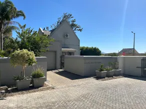 Lemon Tree Cottage a Charming 3 Bedroom Self-catering house - Image 4