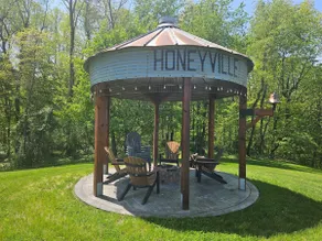 Peaceful Country Home in Holmes Co. OH (sleeps 8+) - Image 2