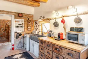Luscious Adobe Studio in Gorgeous Abiquiu! - Image 4