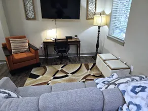 Spring is in the Air - Relaxing, 1st-Floor Suite - Image 5