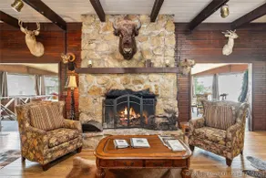 Waterfront Lodge Unforgettable Bison's Bluff-Grove - Image 3