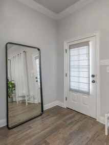 Luxe, Central, & Contemporary - A Modern Utopia! Tv in each room - Image 4