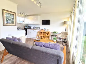 197 Broadside Holiday Chalet near Broads & Beaches - Image 5
