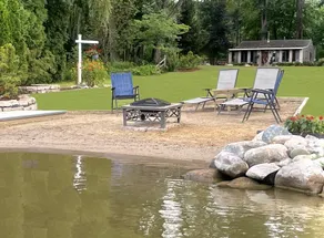 Lakefront Cottage w/Boat & Bunkhouse in Woods - Image 2