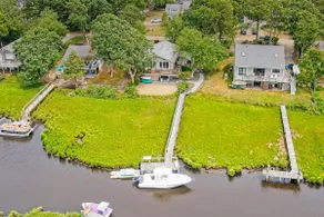 Waterfront Getaway w/Private Dock, Deck, Central A/C, & Kayaks - Image 2