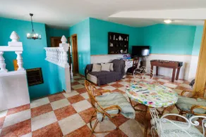 A large house ideal for relaxing and enjoying - Image 3