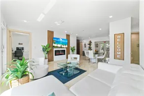 Baby camellia modern, luxurious and spacious house - Image 4