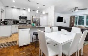 Gator Gameday Base | Sleeps 8 | Walk to Downtown - Image 4