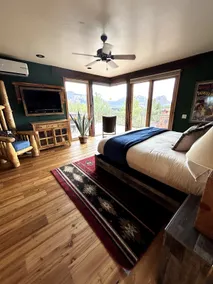 Uptown Sedona Oasis with Views & Hot Tub & Pool - Image 5
