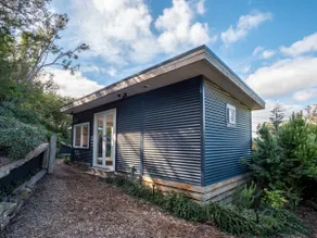 La Cabine | Private studio 5 mins Peninsula Hot Springs, Golf, Beaches, Wineries - Image 3