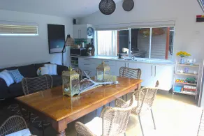 Pantai Indah Villa - Image 4